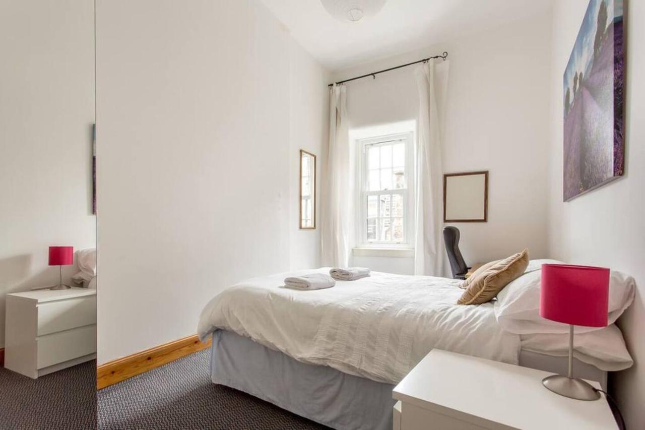 Joivy 3 Bed Flat In Old Town, Close To Grassmarket EDI Eksteriør bilde