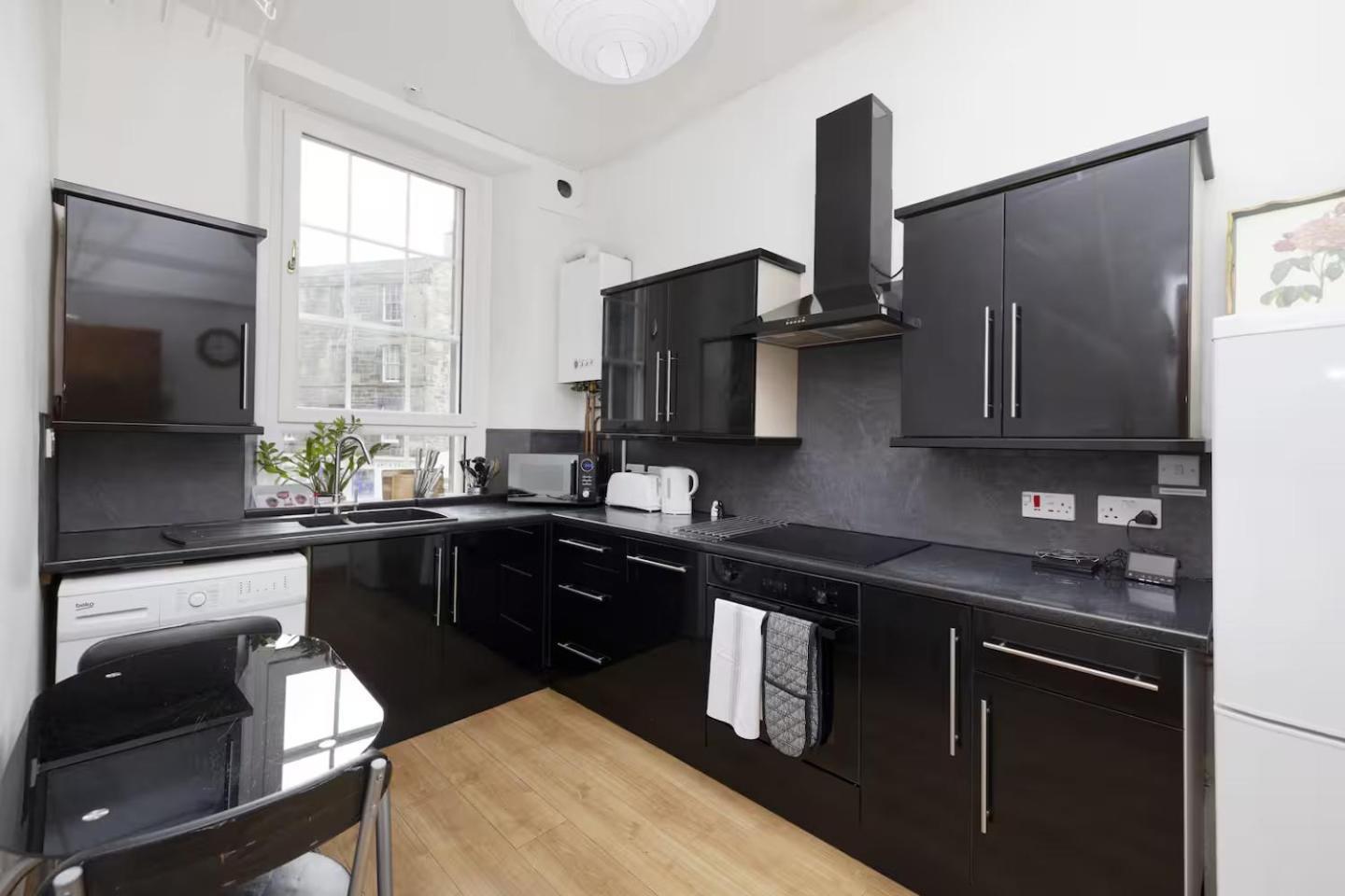 Joivy 3 Bed Flat In Old Town, Close To Grassmarket EDI Eksteriør bilde