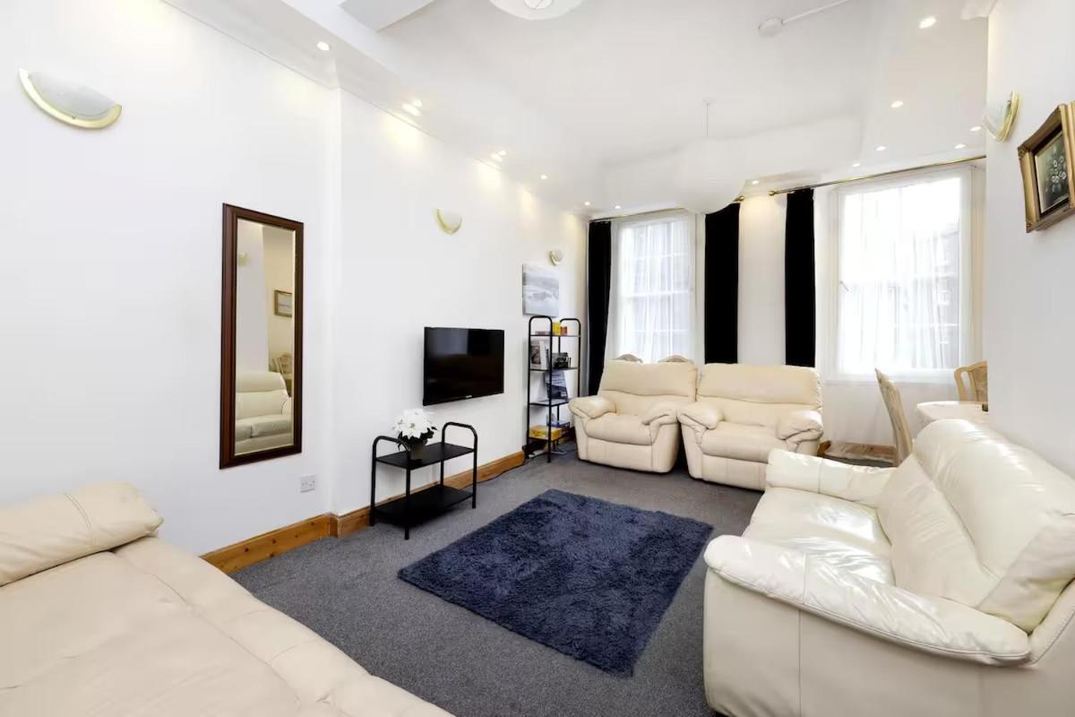 Joivy 3 Bed Flat In Old Town, Close To Grassmarket EDI Eksteriør bilde